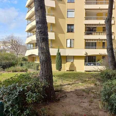 Frejus Plage, Appartement Entier , Piscine,Parking,Plage A 200M ภายนอก รูปภาพ